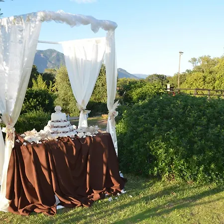 فندق Giardino Corte Rubja إيغليزياس