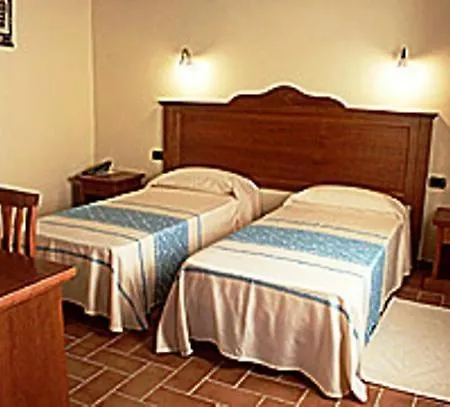 Giardino Corte Rubja فندق إيغليزياس