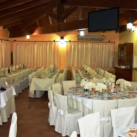 Giardino Corte Rubja ホテル